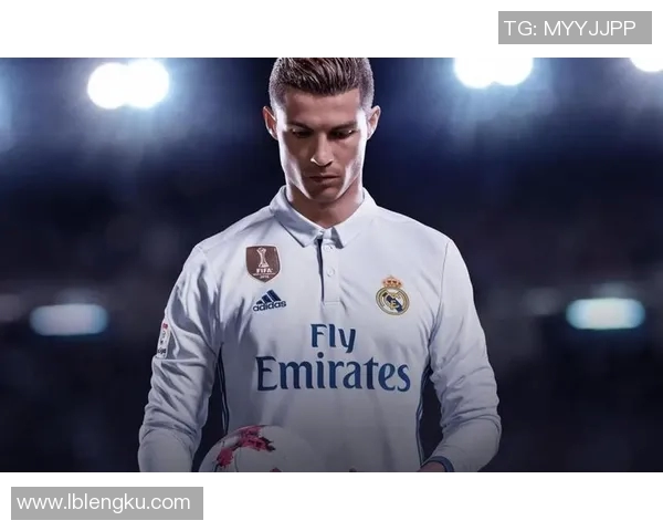 足球明星C罗激情手舞展现球场魅力与个人风采的完美结合