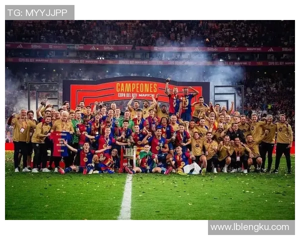 全球足球巨星荣耀时刻精彩领奖视频集锦分享